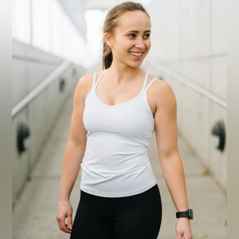 ZYIA Active White Party in the Back Size XXL